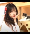 他的手指探进她的幽谷,没想到让你弄得我这么舒服