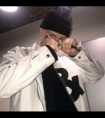 抖音关于倾听的说说:孤独的人话别太多