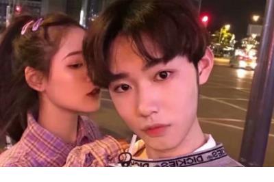 很痛的QQ说说短语 是谁的眼泪,模糊了画面