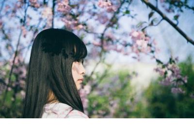 治愈系适合下雨天看的说说图片:一个是自由的,两个是温暖的