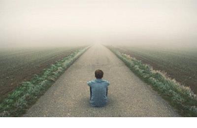 点击率超高的心情不好的说说:一边笑,一边输,我们终于输了