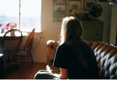 描写雪的诗句大全_忽如一夜春风来,千树万树梨花开