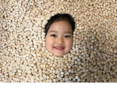 分手的经典心情说说:假装快乐的人善于熬夜