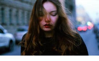 关于晚安致自己的说说