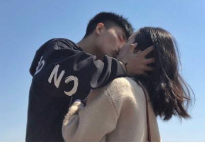 难舍难分的爱情句子