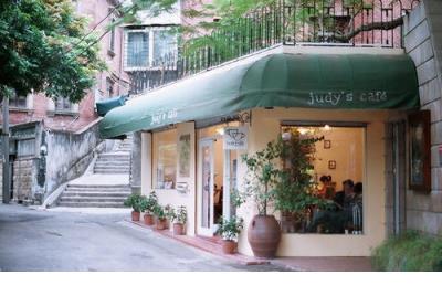 天空是蓝色的原因 天空为什么是蓝色的呢