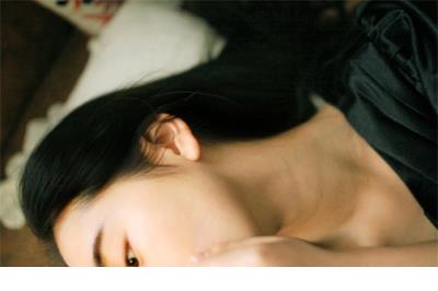 聊天逗对方开心的话题 逗女朋友开心的话短句