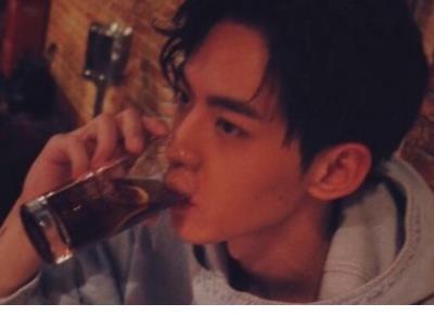 好讨厌自己图片带字 讨厌自己说说图片