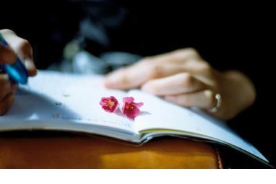 伤感说说心情短语配图 发个朋友圈写心情短语