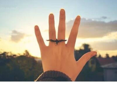 再见的说说伤心累的伤感说说 友情心累的说说心情