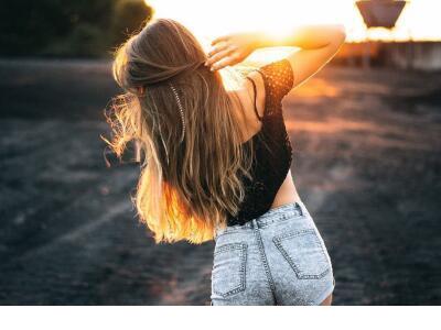 因为爱情受伤的说说