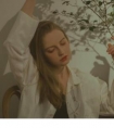 比较有诗意的爱情甜蜜句子:喜欢认真的看你,不禁想拥有你永远的笑容