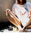 有关于释放心情解脱的句子:想要爱其实很简单,你会在我说话的时候倾听