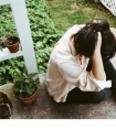 伤心难过半夜失眠的心情句子|我只是一个过路人,看着你的生活