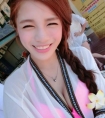 第一次摸对象的奶头,美女腿股间落红