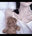 熬夜必看言情肉多在一起|一按遥控器女孩就蹲下