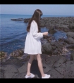 美女晕倒男生慢慢剪她的衣服/一个男生愿意给你踩aj