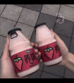 隔着肚兜啃咬她的浑圆:开会钢笔play