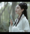 娇嫩含着三根粗大/她的紧致被他撑到极致