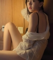 把女友下面摸舒服细节:寡妇肥大的黑森林