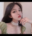 用乳罩包着自慰/老师洗澡时让我进去摸她