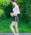 超虐h道具惩罚:学校里的荡货h