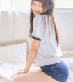 埋进腿间舌头使劲添_口述自慰到喷水经历