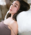 在车上把腿张开让陌生人摸|丰满岳紧窄好爽