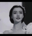 他的舌尖在她的小核上逗弄_蜜汁横流高H