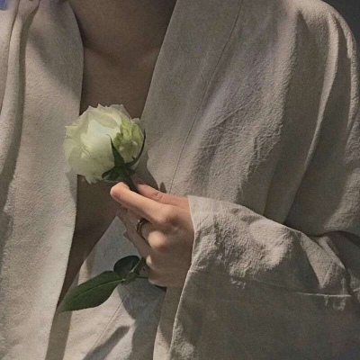 7612eb4a5e504e17910e824f7d4287db!400x400.jpg