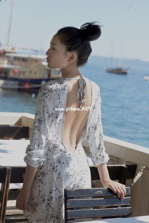 女友闺蜜说我得太大了_地铁的新爱