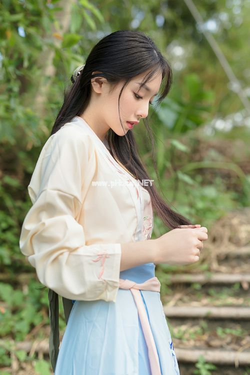 两男干一女_安小格的夏天