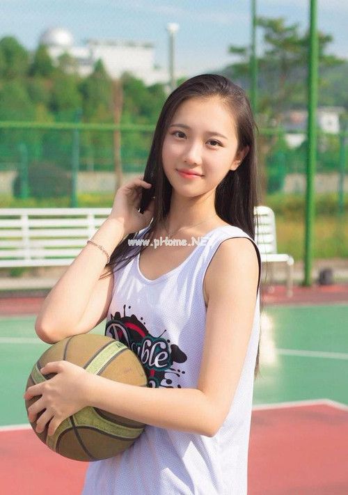 里美尤利娅_乔致庸的退与比尔·盖茨的让