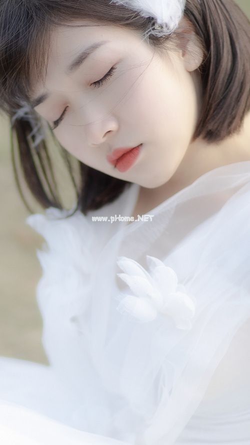 兔女郎锐雯酒吧打工_将信用卡做成指南针