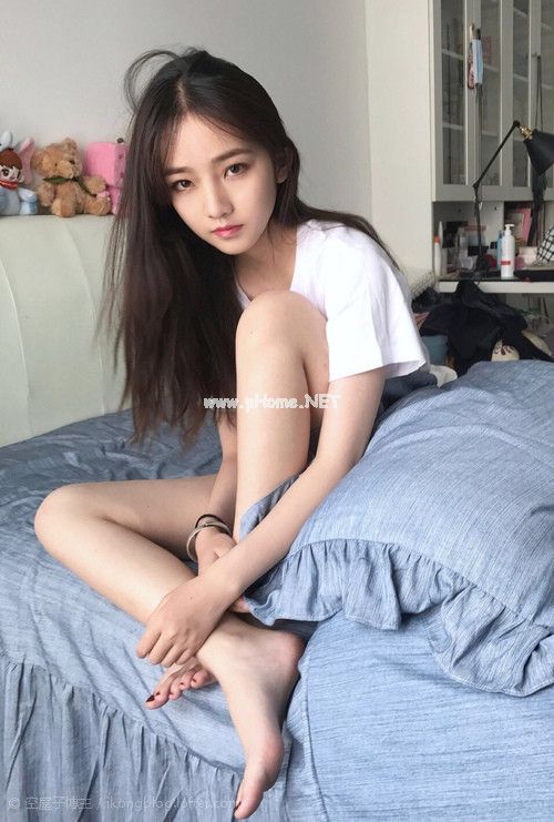 吃饭也埋在里面_百年莱卡简单成就经典