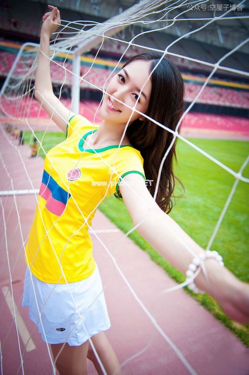 地铁蓝衣_战场开家咖啡馆